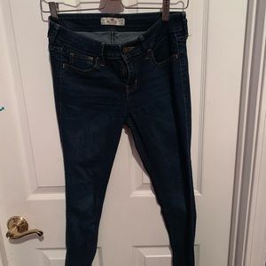 Hollister Jeans - Hollister Dark Wash Super Skinny Jeans Size 1R Hollister Jeans - Hollister Dark Wash Super Skinny Jeans Size 1R